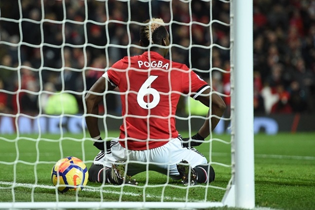 Pogba thất thần trước bàn thắng không được công nhận 