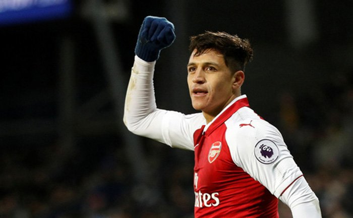 Sanchez đồng ý tới Man City, nhưng không phải bây giờ