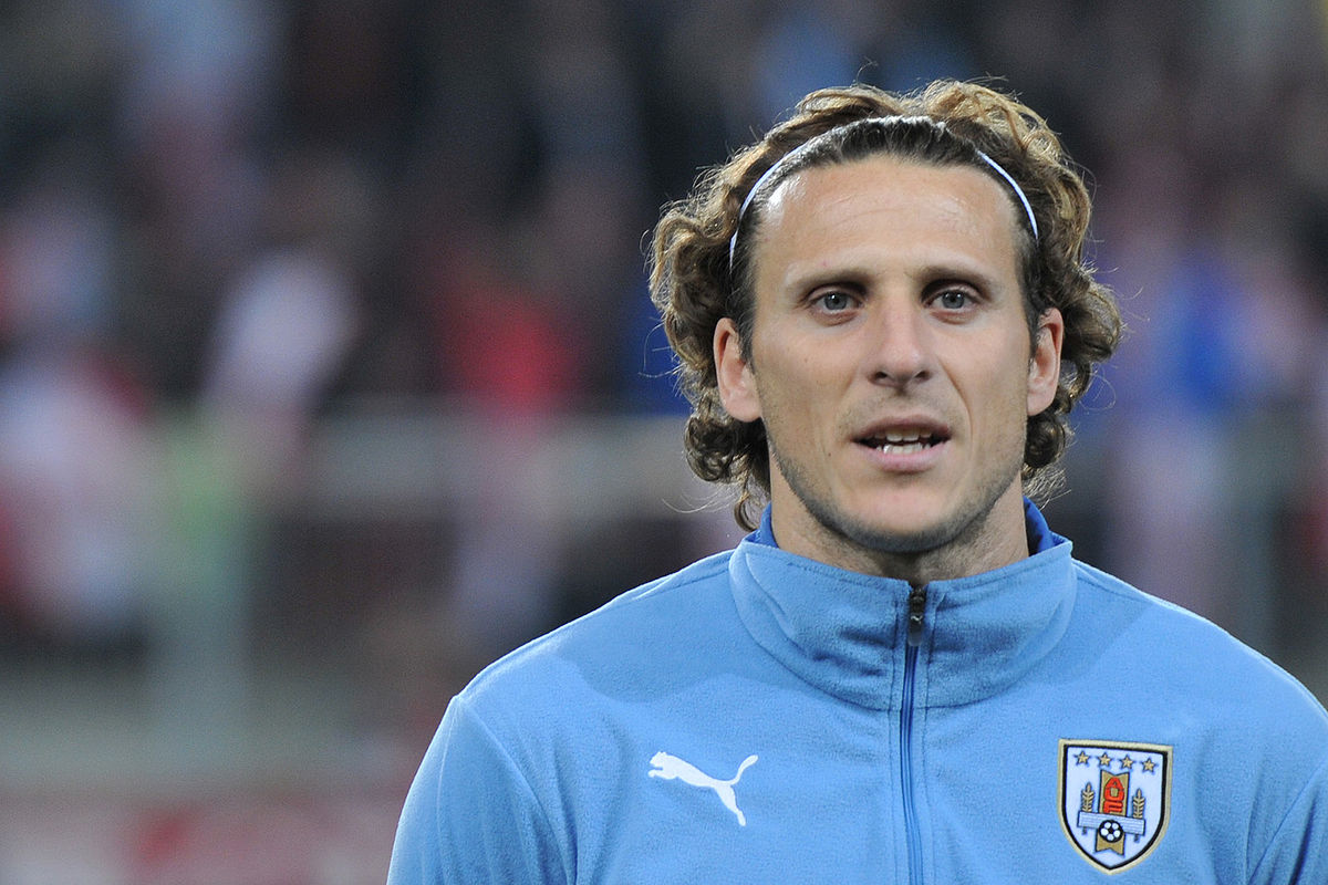 Sự đáng sợ của Diego Forlan thời đỉnh cao
