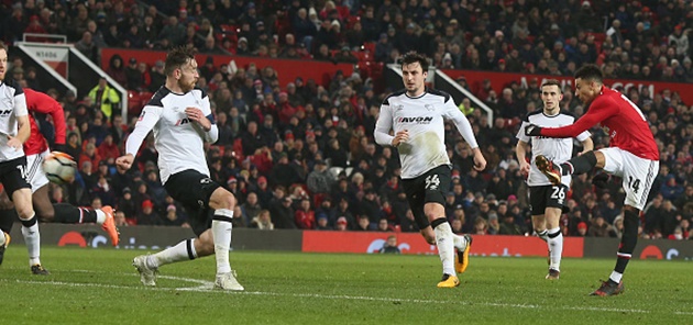 5 điểm nhấn Man Utd 2-0 Derby: Rashford đen đủi, Lingard lên đồng