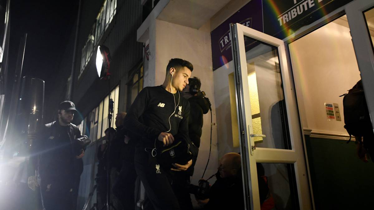 Ảnh bài viết Coutinho chỉ có thể ra mắt Barcelona sau 2 tuần nữa?