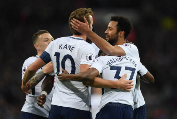 Cú đúp và siêu phẩm, Tottenham hiên ngang ghi tên vào vòng 4 Cúp FA