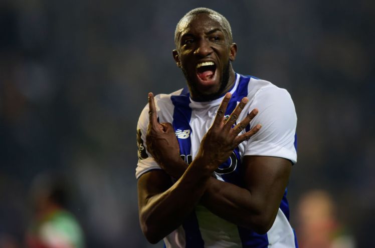 Man Utd đấu đá với Chelsea vì 'quái thú' của Porto