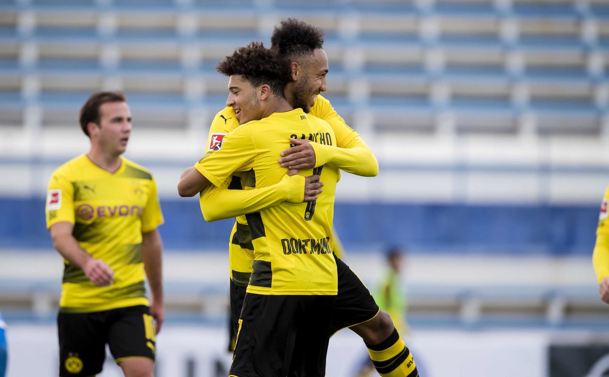 Kiến tạo cho Aubameyang, Sancho tiếp tục ghi dấu ấn