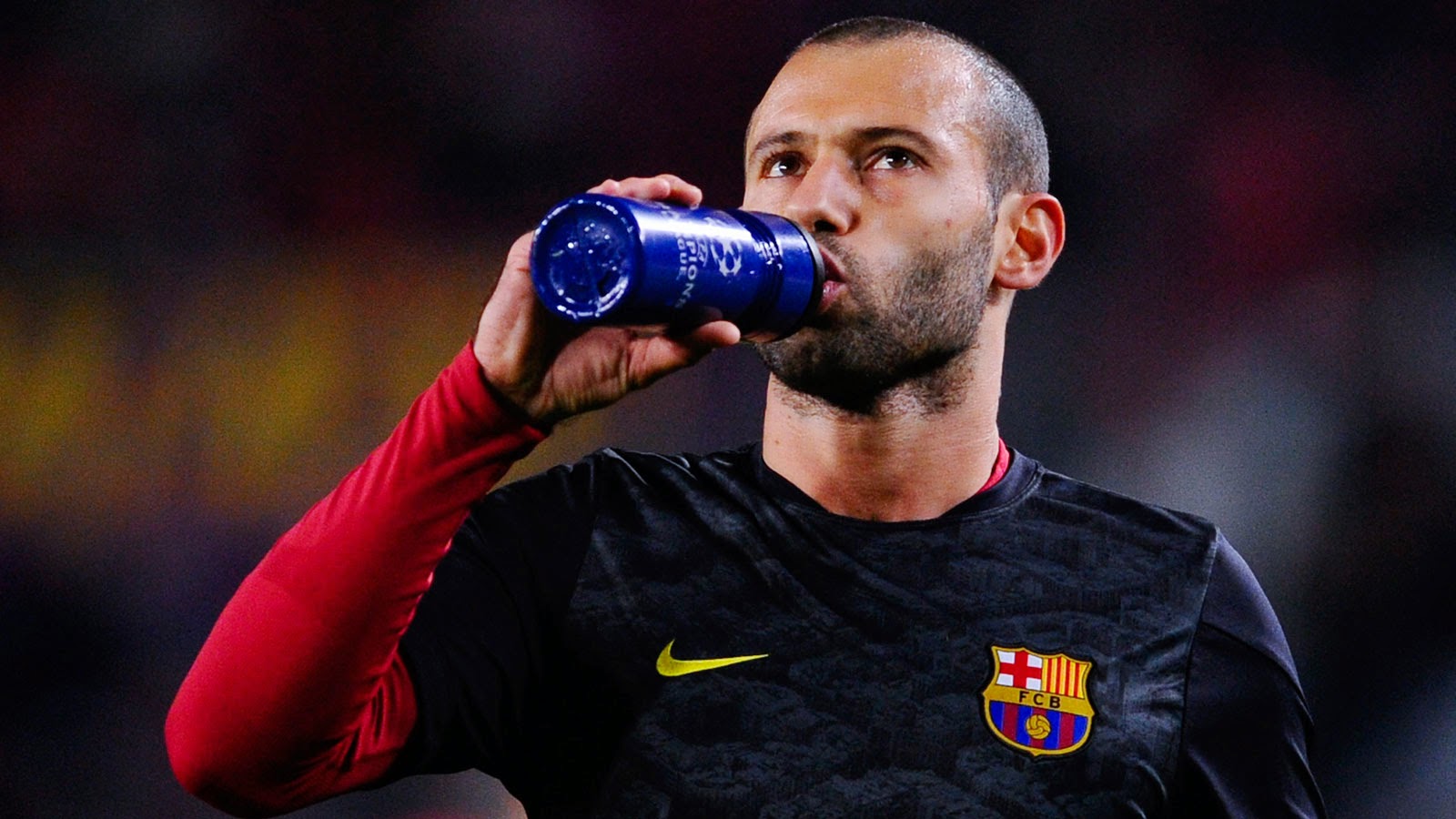 Javier Mascherano - Người ở lưng chừng ranh giới