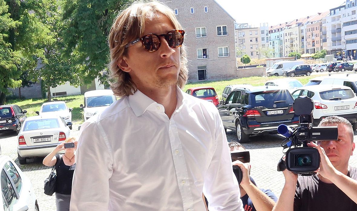 Modric chi tiền để chạy án tù