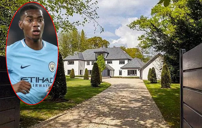 Sao trẻ Man City chi hơn 2 triệu bảng mua biệt thự siêu sang
