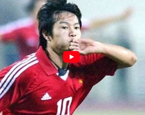 Bàn thắng để đời của Văn Quyến vào lưới Hàn Quốc