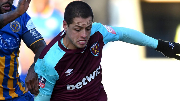 Quyết thay máu, Moyes tống cả Hernandez lẫn Carroll ra đường
