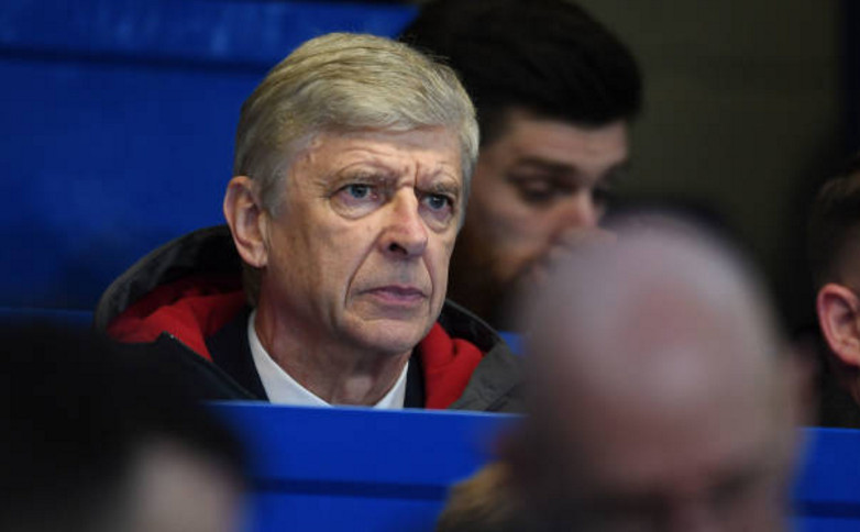 Wilshere chấn thương, Wenger nhấp nhỏm lo lắng trên khán đài