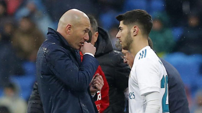 Không muốn mua thêm, nhưng Zidane cũng chẳng còn tin ai tại Real