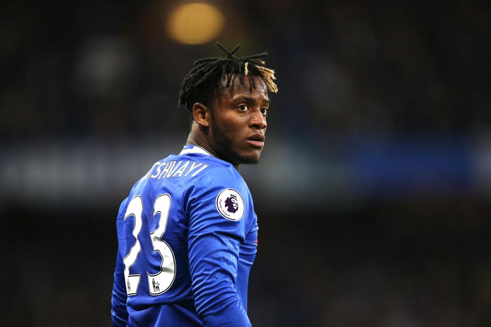 Batshuayi sợ không thể đào tẩu khỏi Chelsea