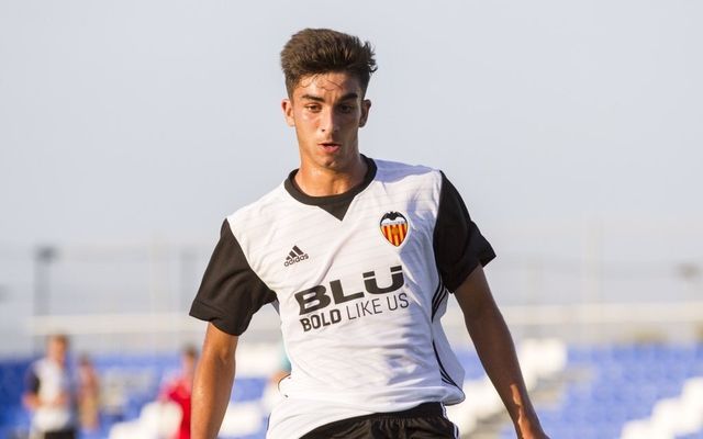 Ferran Torres - Nhân tố được Barcelona và Real Madrid tranh giành