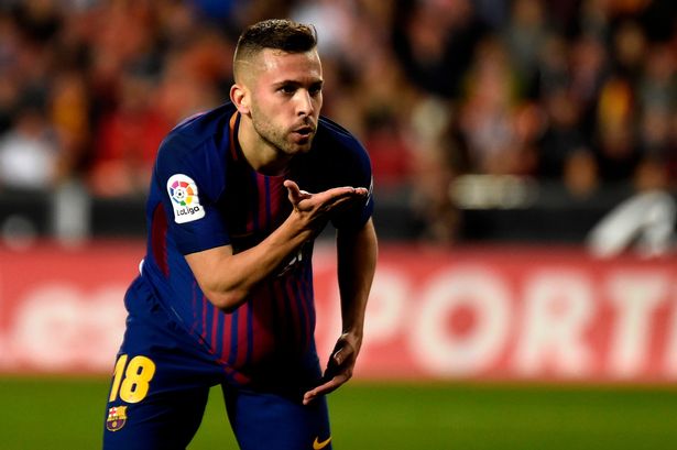 Bỏ lại thất bại sau lưng, Jordi Alba hí hửng làm bố lần đầu