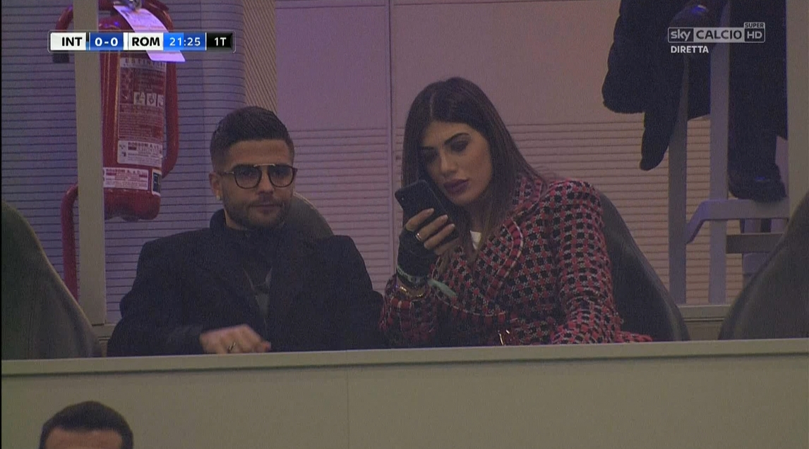 Giữ vững ngôi đầu, Insigne ung dung làm khách Vip tại Giuseppe Meazza