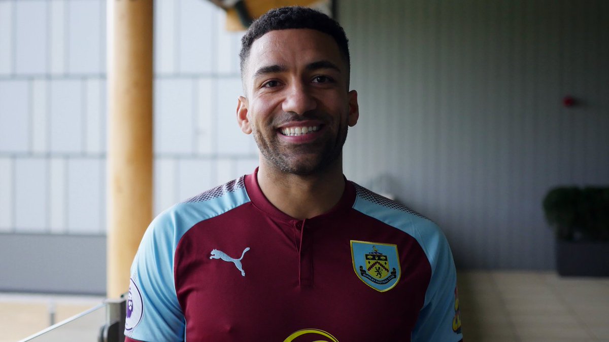 CHÍNH THỨC: Aaron Lennon cập bến ngựa ô Premier League