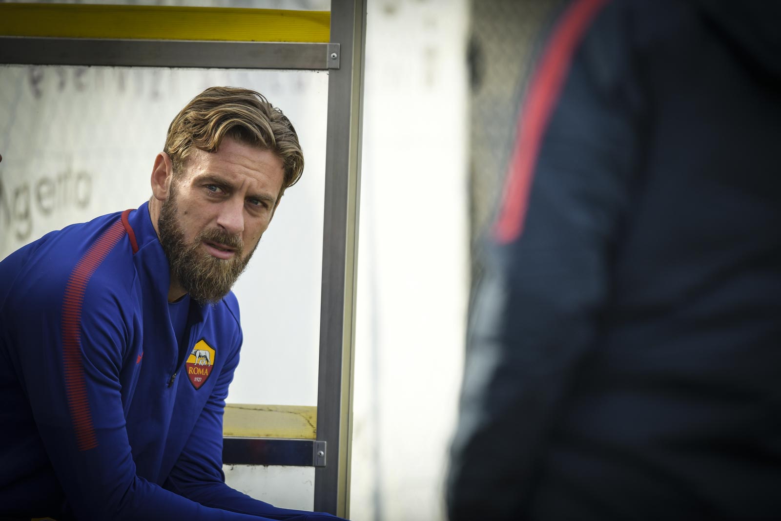 Ảnh bài viết Hòa tức tưởi Inter, Roma 'ăn vạ', ở lỳ không chịu về