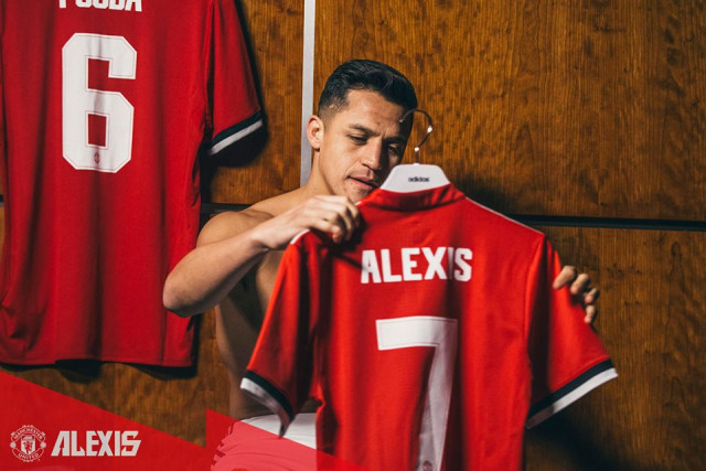 Chelsea đã 2 lần muốn chiêu mộ Alexis Sanchez