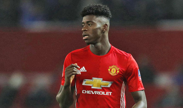 Axel Tuanzebe - Sao trẻ vừa chia tay Man Utd