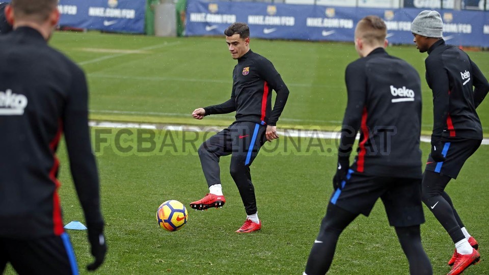 Ảnh bài viết Không hề chểnh mảng, Barcelona tức tốc trở lại tập luyện