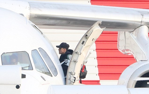 Ảnh bài viết Sanchez dẫn đầu đoàn quân Man Utd tiến đánh Yeovil