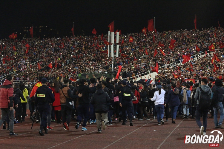 Mỹ Đình rực cháy trong Gala mừng công U23 Việt Nam