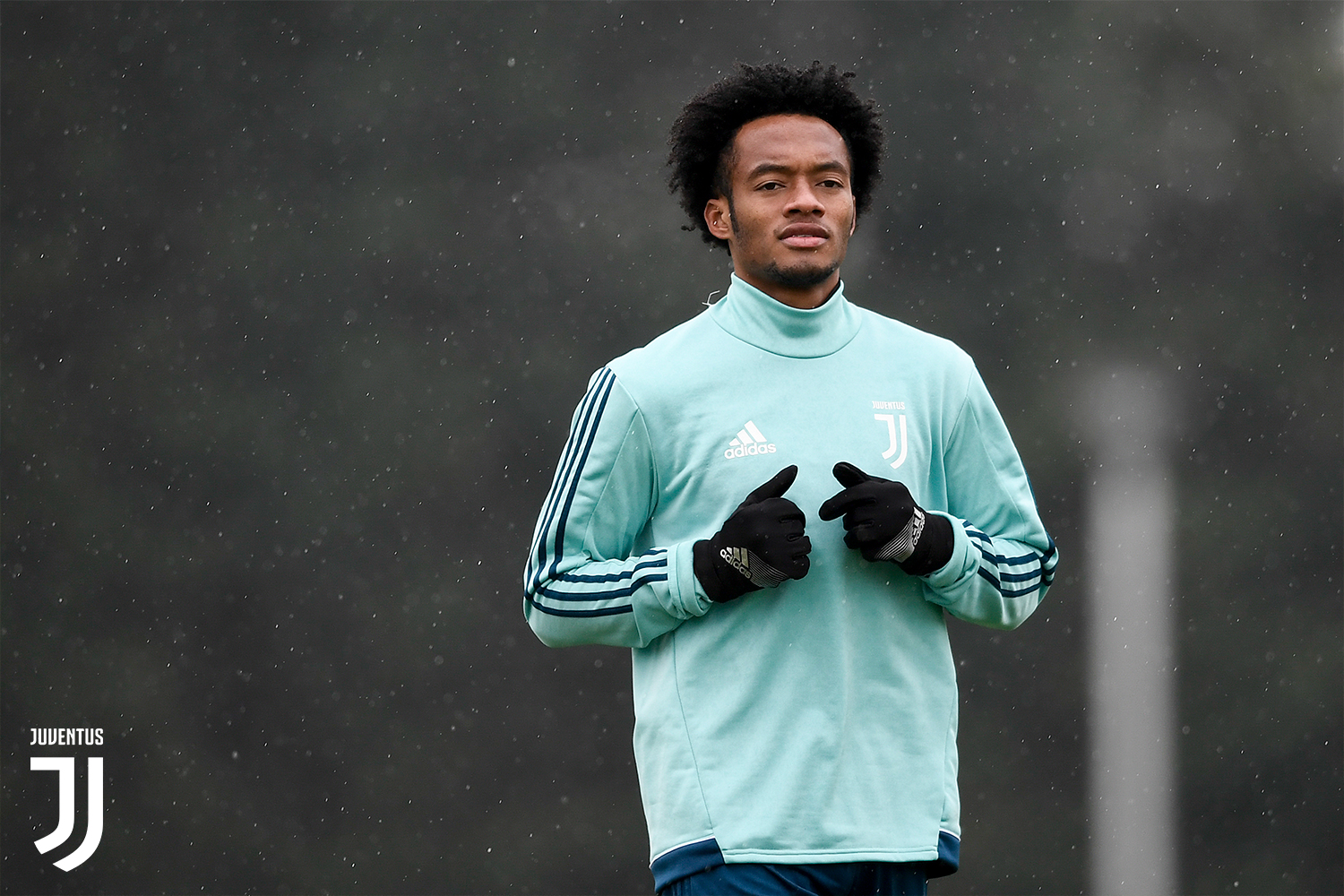 Ảnh bài viết Juve tiết lộ chấn thương Cuadrado, Tottenham mừng thầm