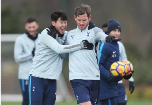 Ảnh bài viết Dàn sao Tottenham "tình thương mến thương" trước đại chiến với Liverpool
