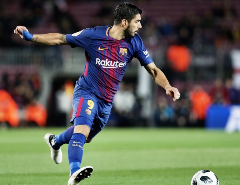 Siêu sao lóe sáng, Barca "đặt gạch" một suất vào trận chung kết