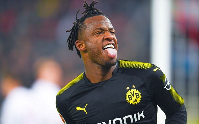 Michy Batshuayi lập cú đúp và kiến tạo ngay trận ra mắt Dortmund