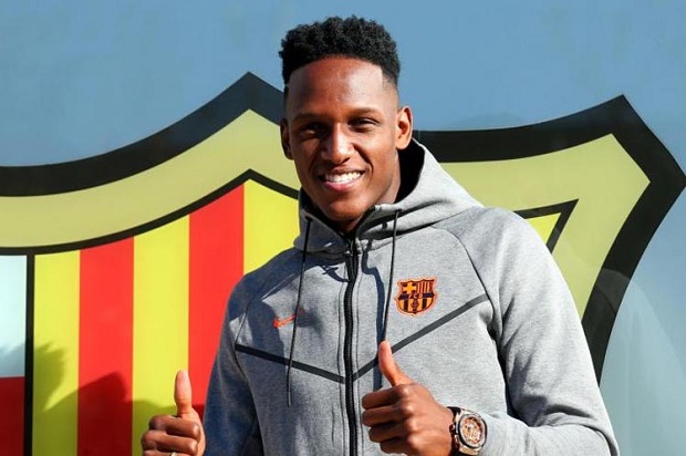 Ảnh bài viết Những lý do Yerry Mina chưa thể ra mắt tại Barcelona