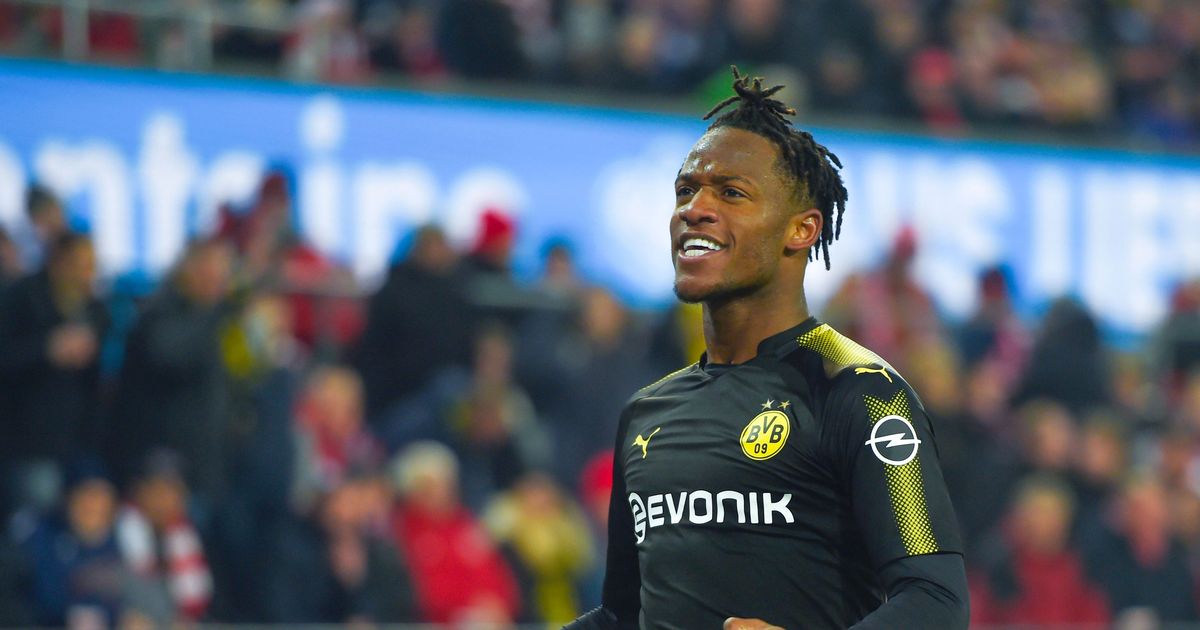 Đội hình tiêu biểu vòng 21 Bundesliga: Batshuayi tuyên chiến Lewandowski