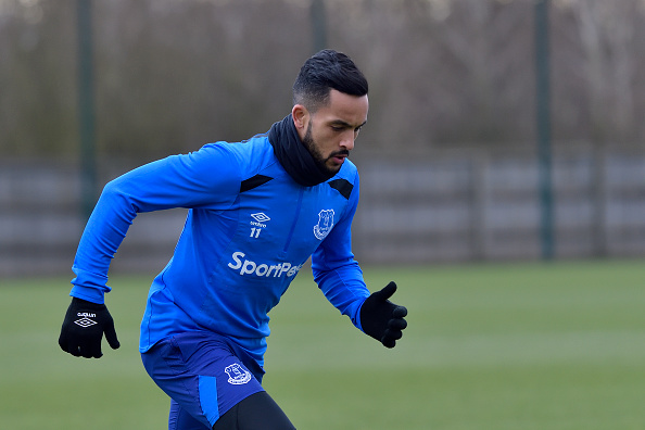 Ảnh bài viết Walcott chạy hùng hục trên sân, quyết tìm lại phong độ thời đỉnh cao