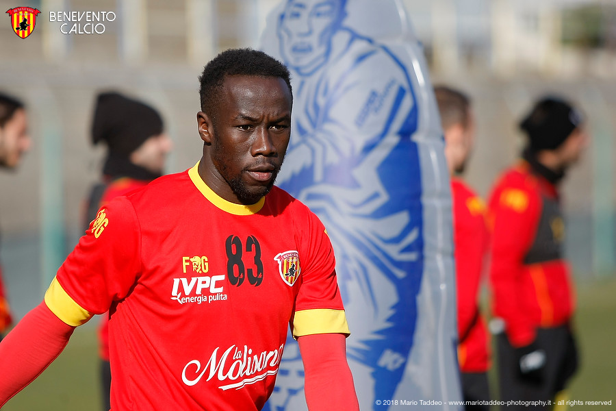 Ảnh bài viết Sagna tập trung cao độ trước 'thời khắc đầu tiên'