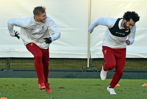 Ảnh bài viết Salah "tất bật" chạy thi với đồng đội, quyết đoạt Chiếc giày vàng châu Âu