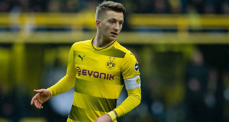 'Người Dơi' tiếp tục cứu Dortmund trong ngày trai đẹp trở lại