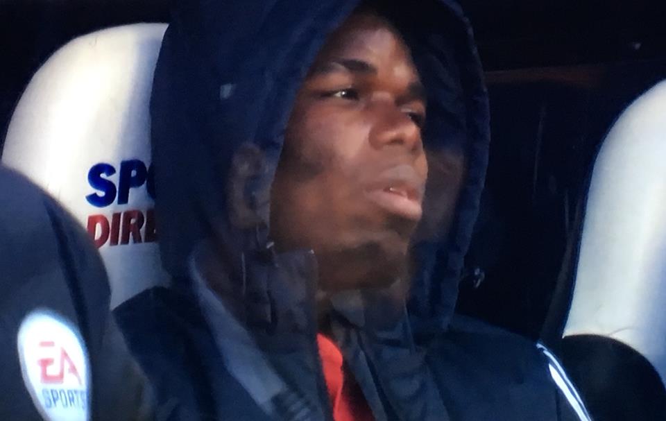 Ảnh bài viết Pogba khóc mếu khi bị Mourinho thay ra sân