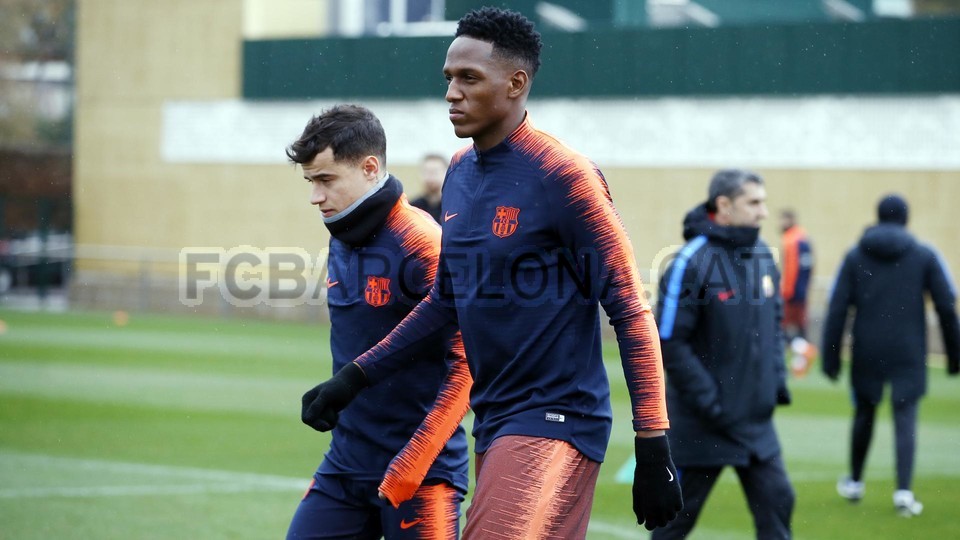 Ảnh bài viết Dembele lại gặp vấn đề, vắng mặt ở buổi tập của Barca