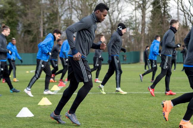 Vô chiêu đấu hữu chiêu, Basel sẵn sàng đấu Man City