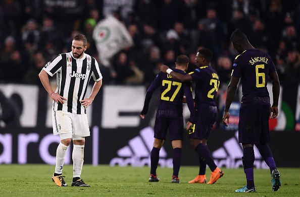 5 điểm nhấn Juventus 2-2 Tottenham: Higuain lắm công, nhiều tội