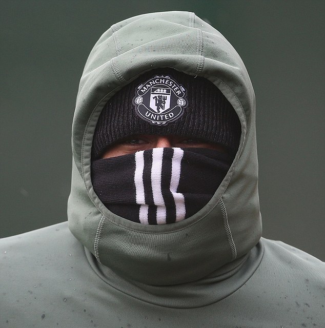 Ảnh bài viết Dự đoán người bí ẩn xuất hiện trên sân tập Man Utd