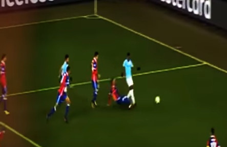 Màn trình diễn của Gundogan trước Basel
