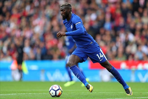 Alonso trở lại, Bakayoko bị loại ở cuộc đối đầu với Barca