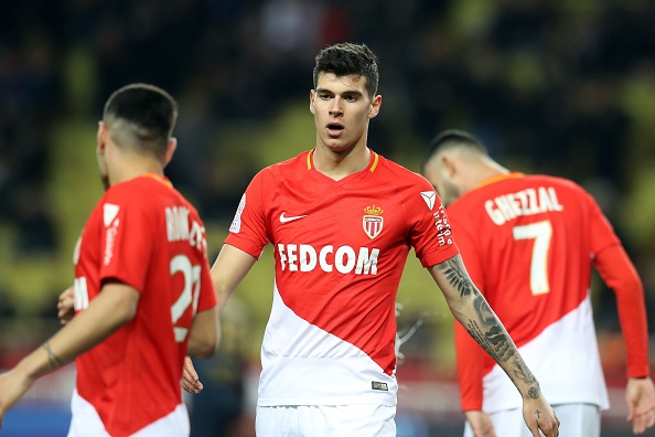 Ra mắt Monaco, 'thần đồng' Italia đi vào lịch sử