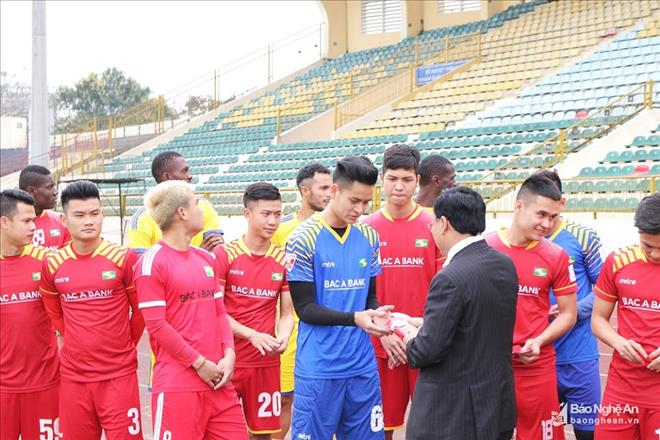 Nhiều CLB hội quân chuẩn bị cho V.League 2018