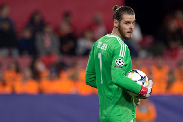 Báo chí thế giới ngả mũ thán phục David de Gea
