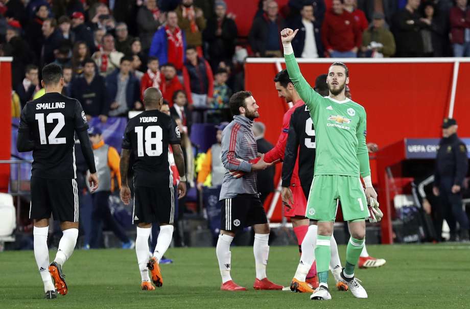 ĐHTB lượt đi vòng 16 đội Champions League: Nước Anh nở mày, nở mặt