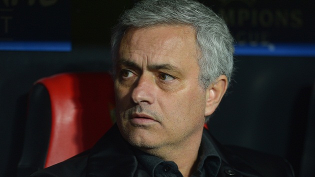 Mourinho thất bại trong việc kết hợp bộ ba SML