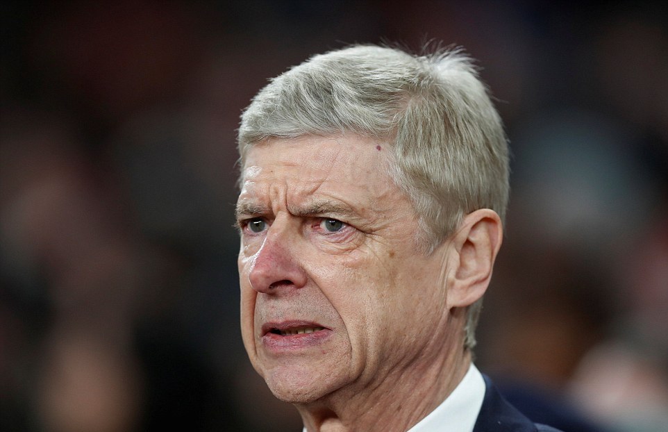HLV Wenger nóng mặt khi thua Ostersunds ngay tại Emirates