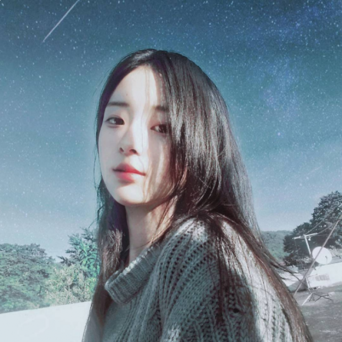 Ji Soo - Mỹ nữ đẹp xinh chả khác gì búp bê